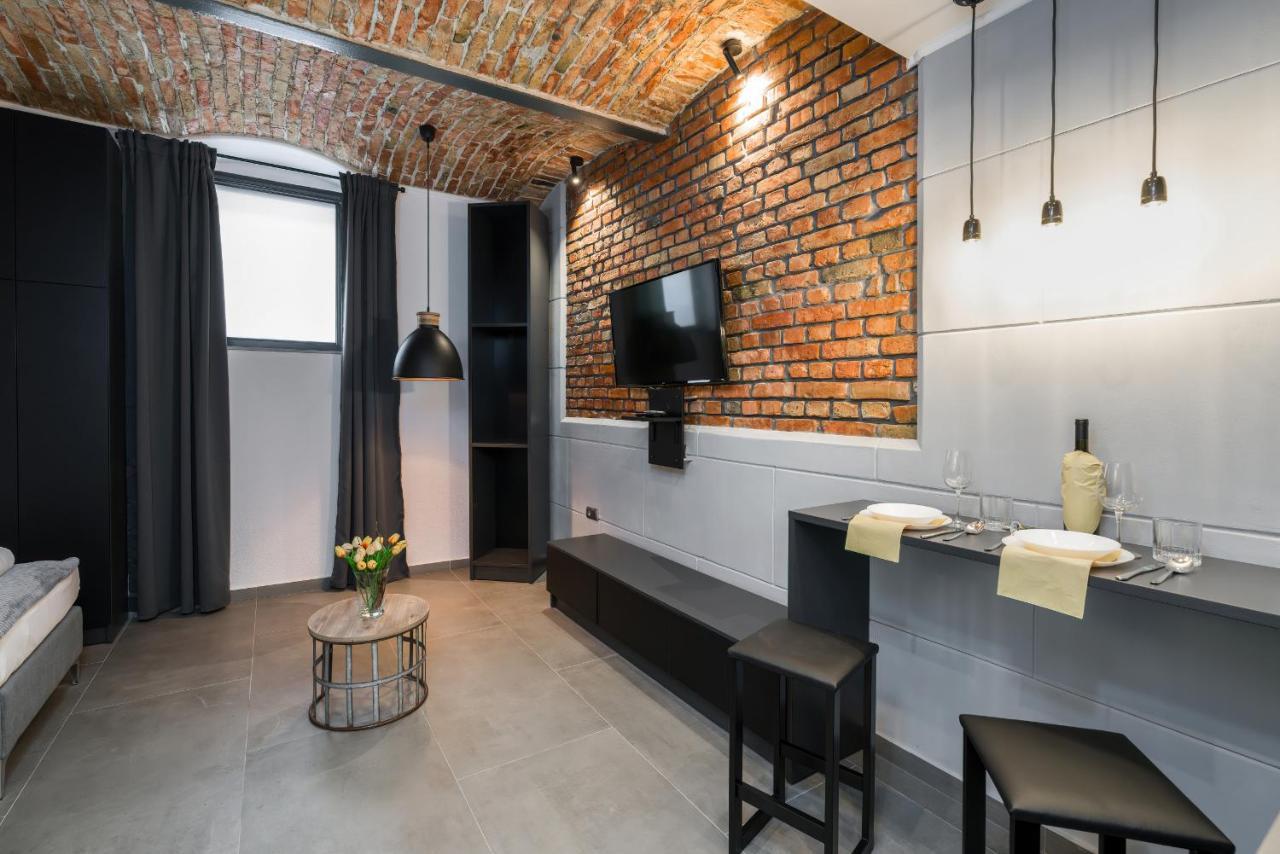Level -1 Loft Apartments City Center Kopernika พอซนาน ภายนอก รูปภาพ